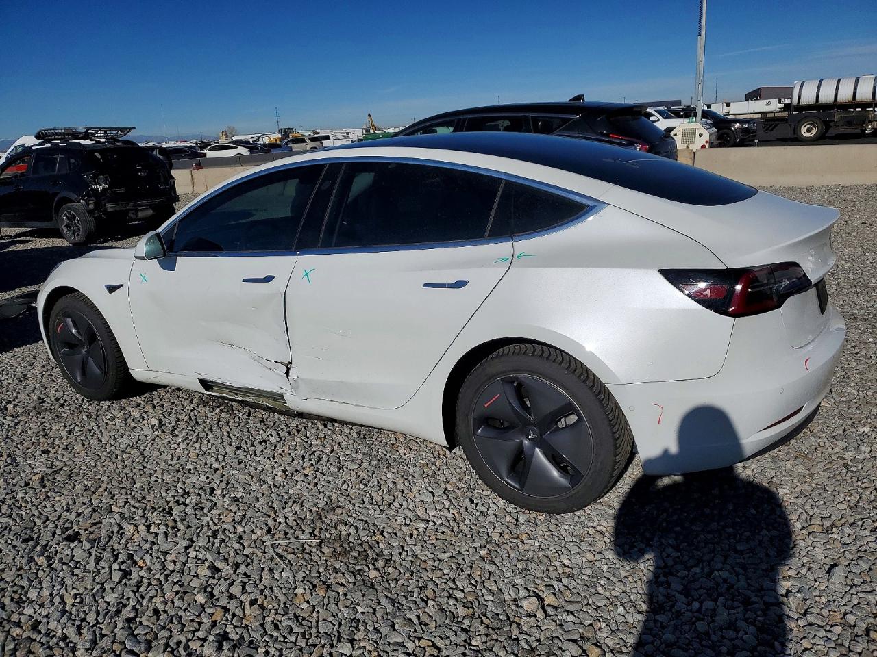2019 TESLA MODEL 3 photo 3