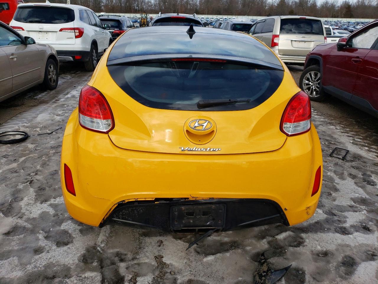 2013 HYUNDAI VELOSTER photo 11