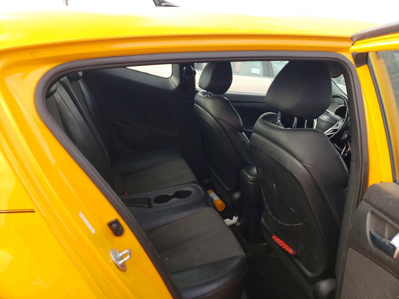 2013 HYUNDAI VELOSTER photo 19