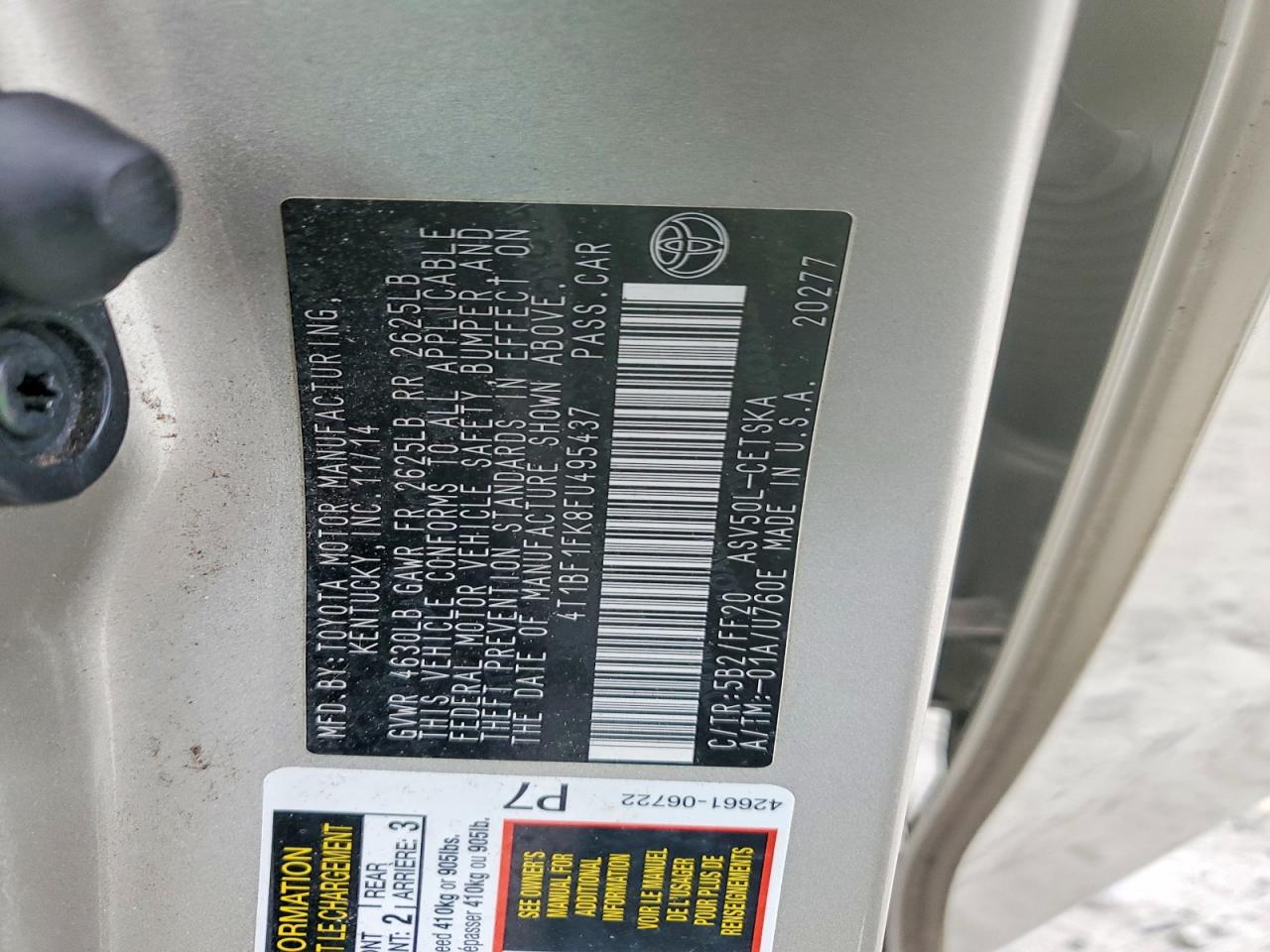 2015 TOYOTA CAMRY LE photo 12