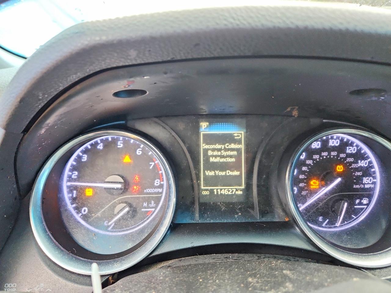 2019 TOYOTA CAMRY SE photo 9