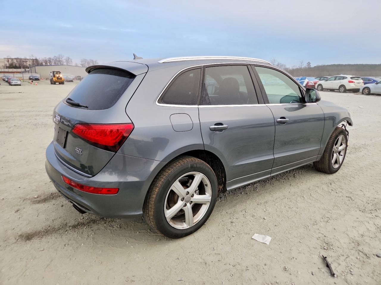 2017 AUDI Q5 PREMIUM PLUS photo 3