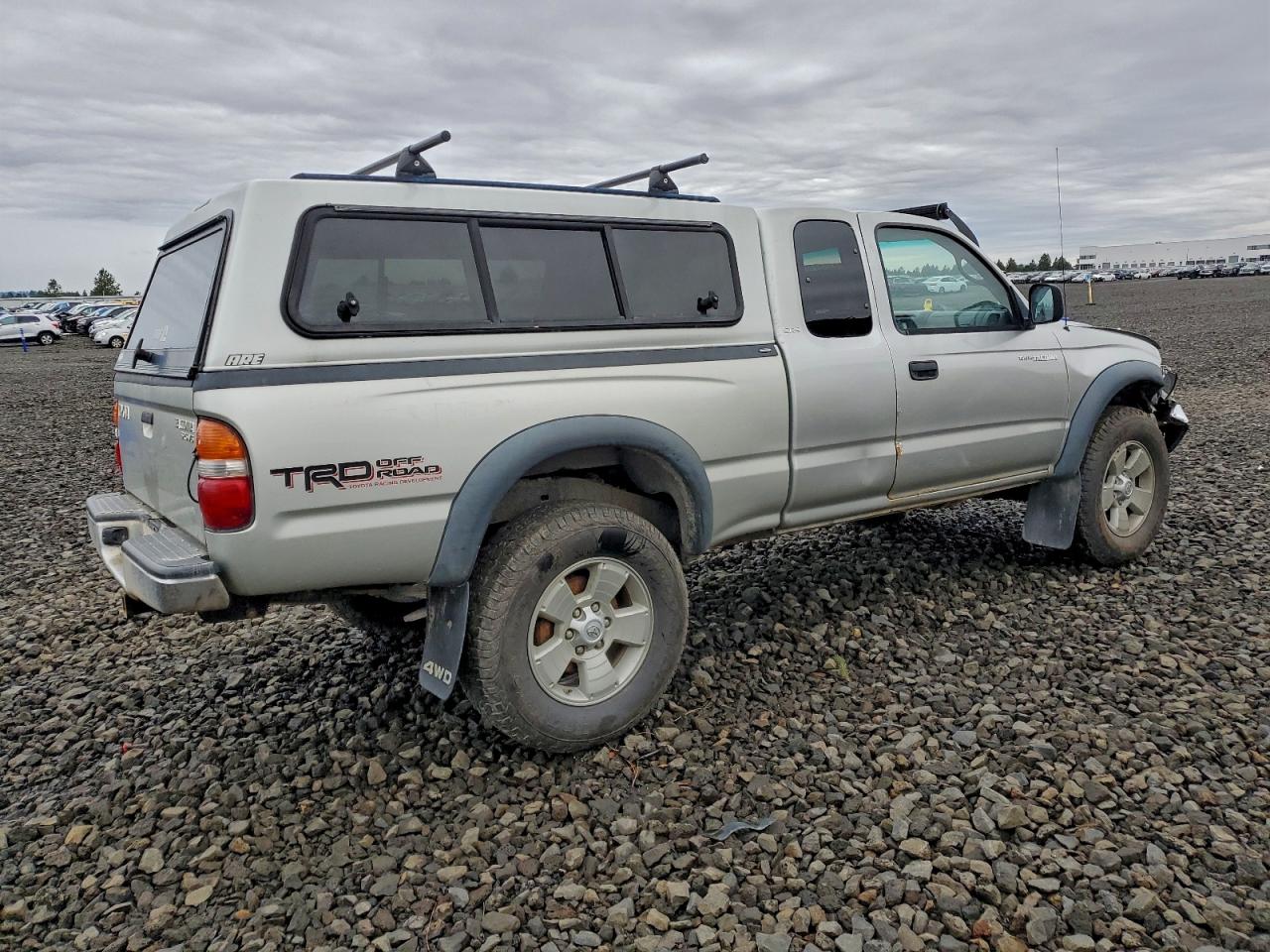 2002 TOYOTA TACOMA XTRACAB photo 7