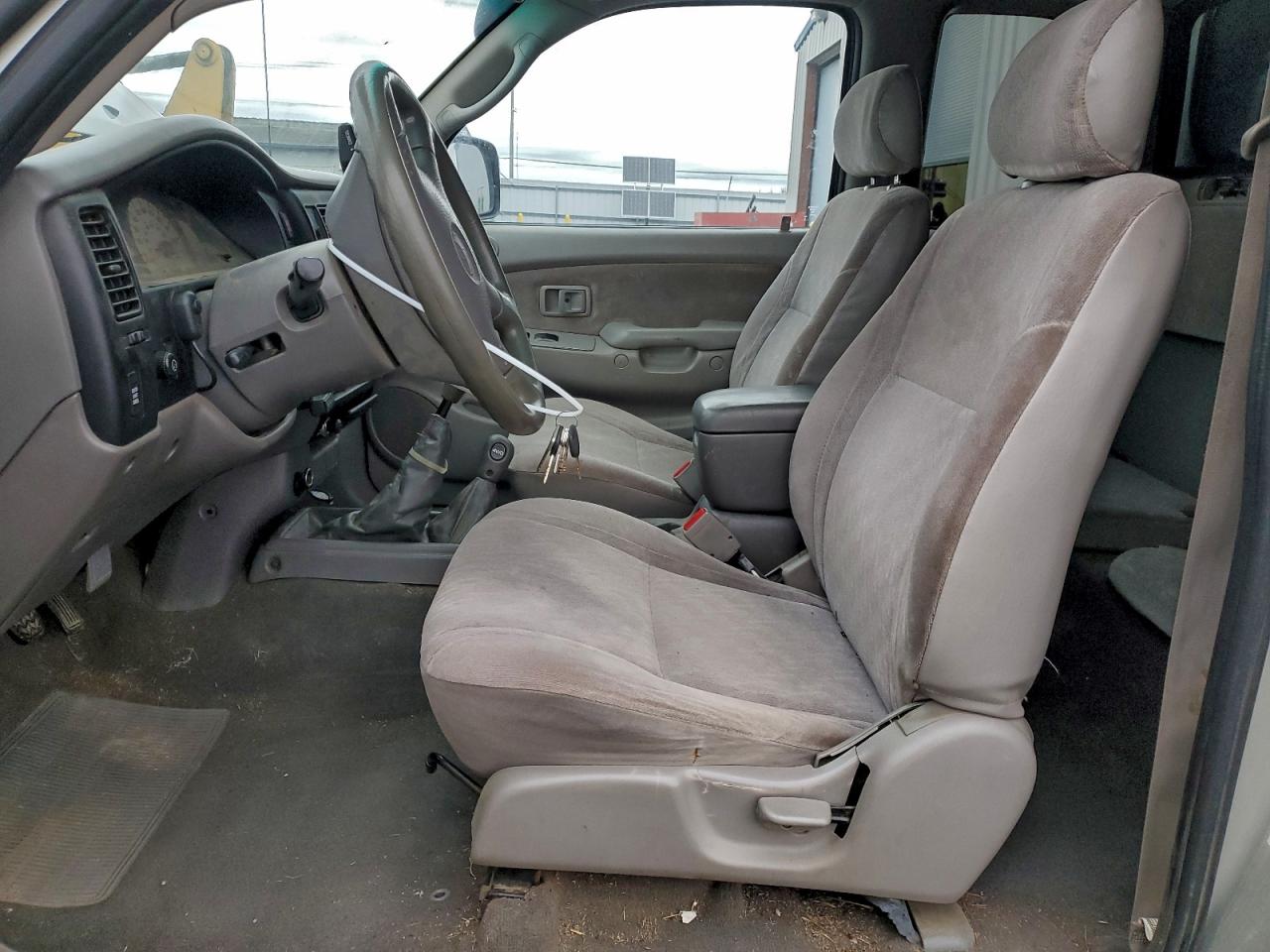 2002 TOYOTA TACOMA XTRACAB photo 19