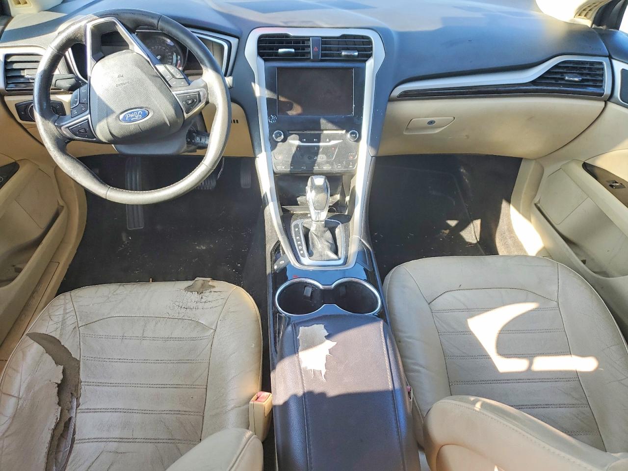 2015 FORD FUSION SE photo 8