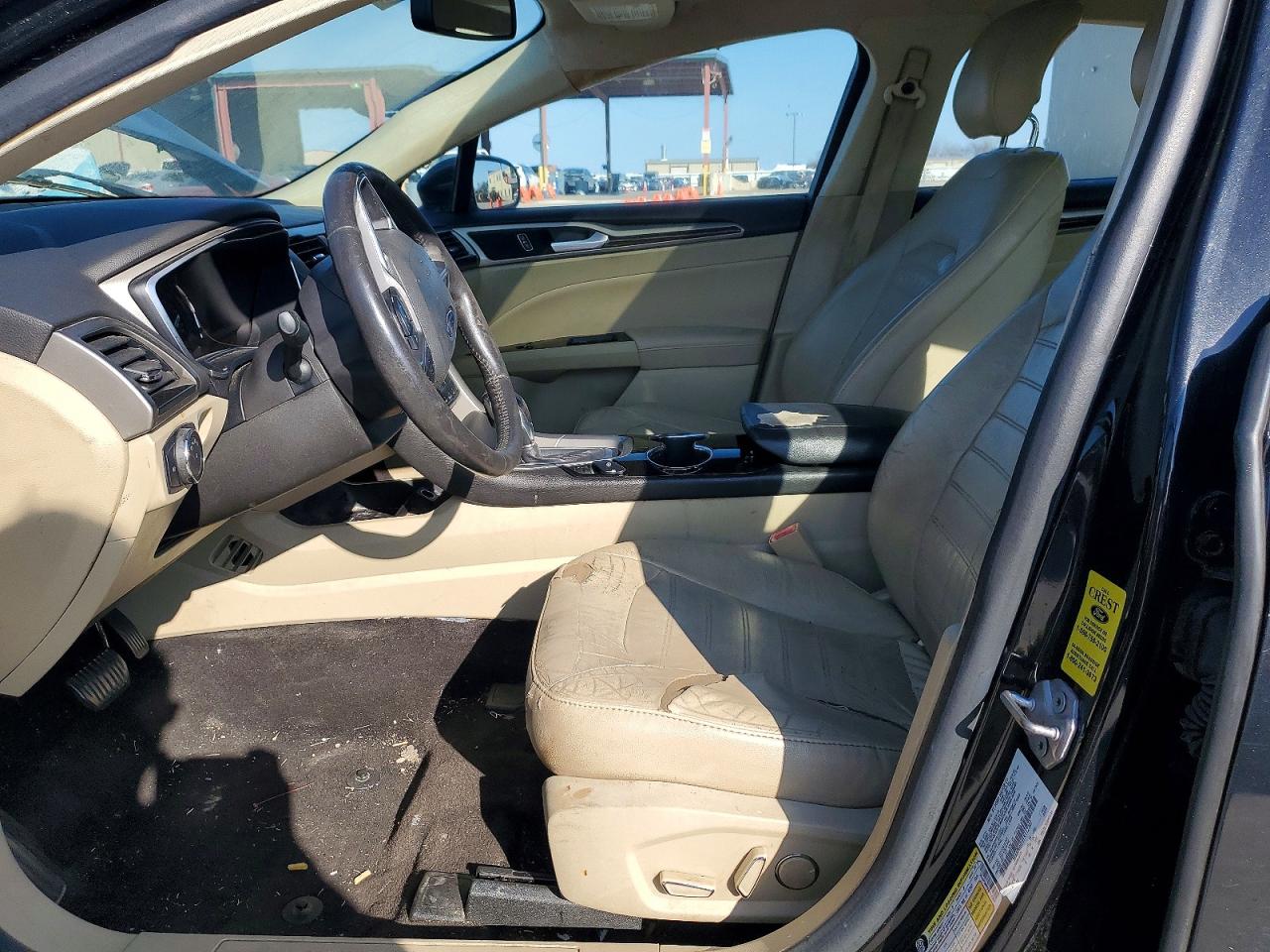 2015 FORD FUSION SE photo 7