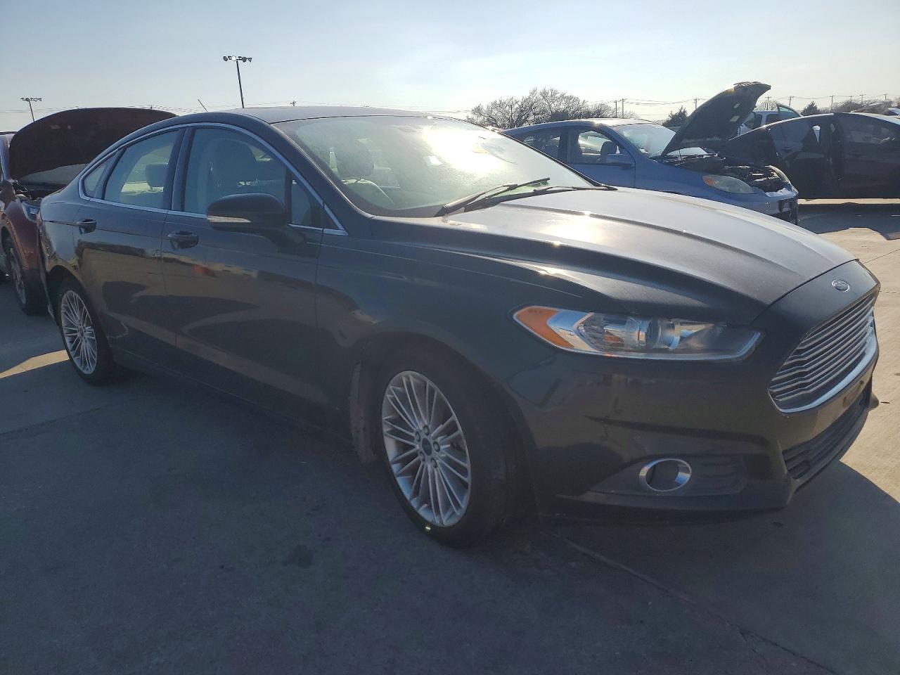 2015 FORD FUSION SE photo 4