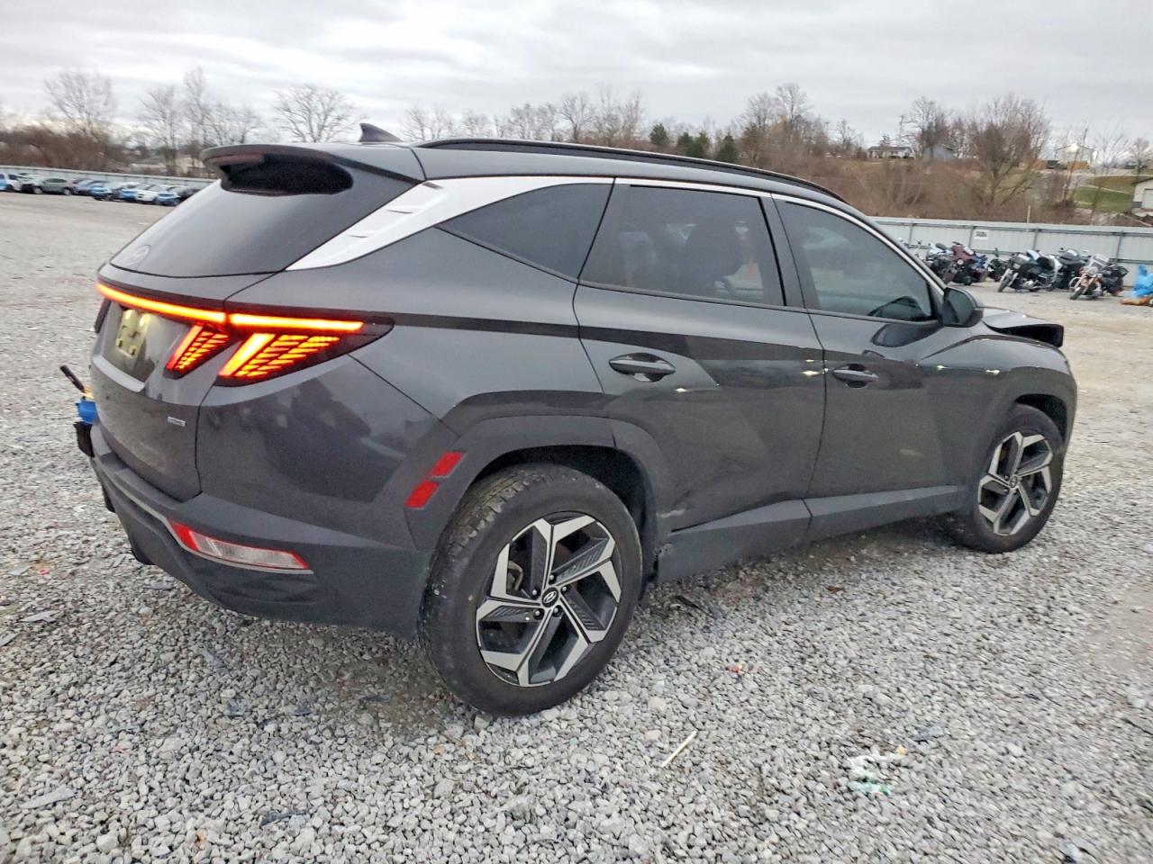 2023 HYUNDAI TUCSON SEL photo 3