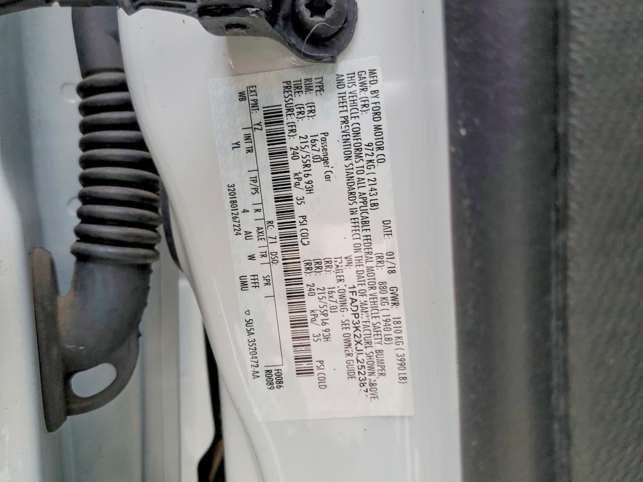 2018 FORD FOCUS SE photo 12