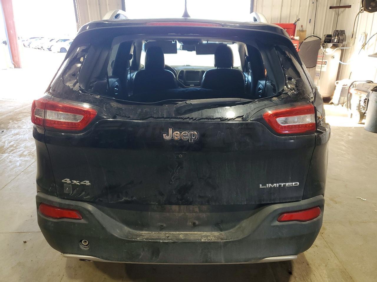 2017 JEEP CHEROKEE LIMITED photo 6