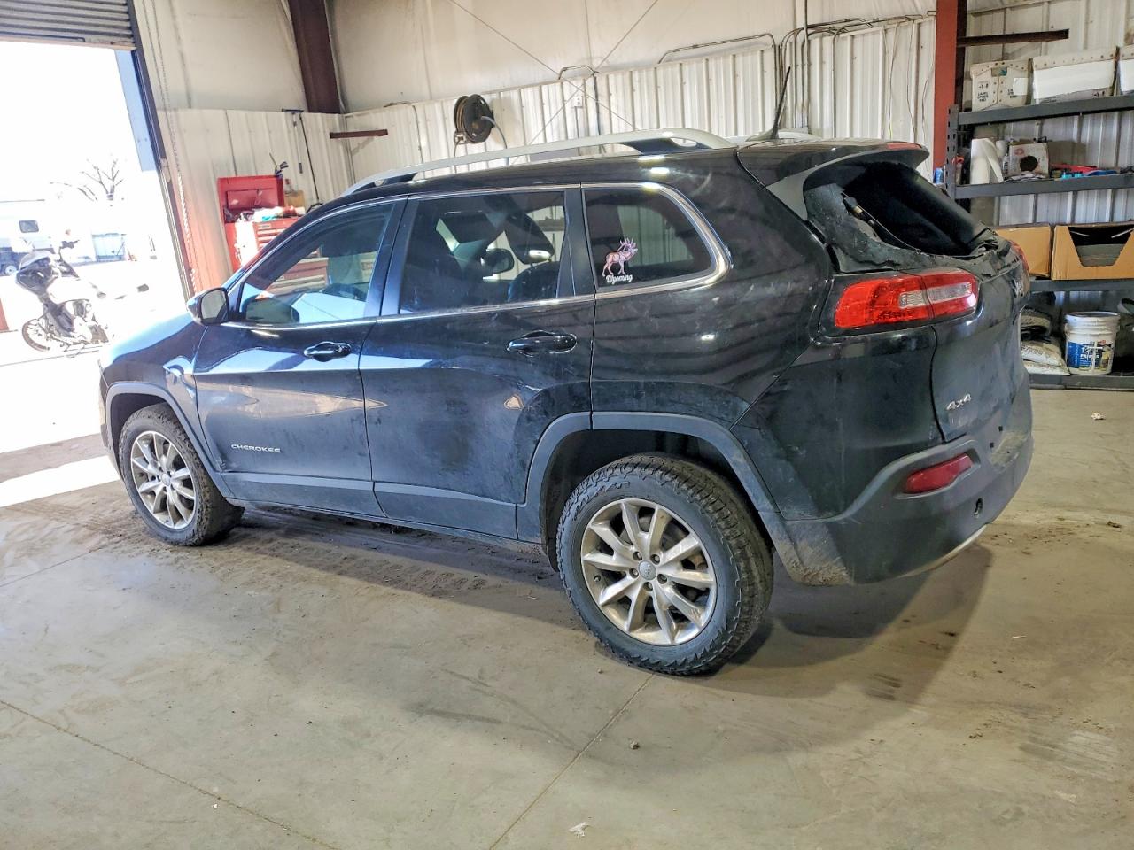 2017 JEEP CHEROKEE LIMITED photo 2