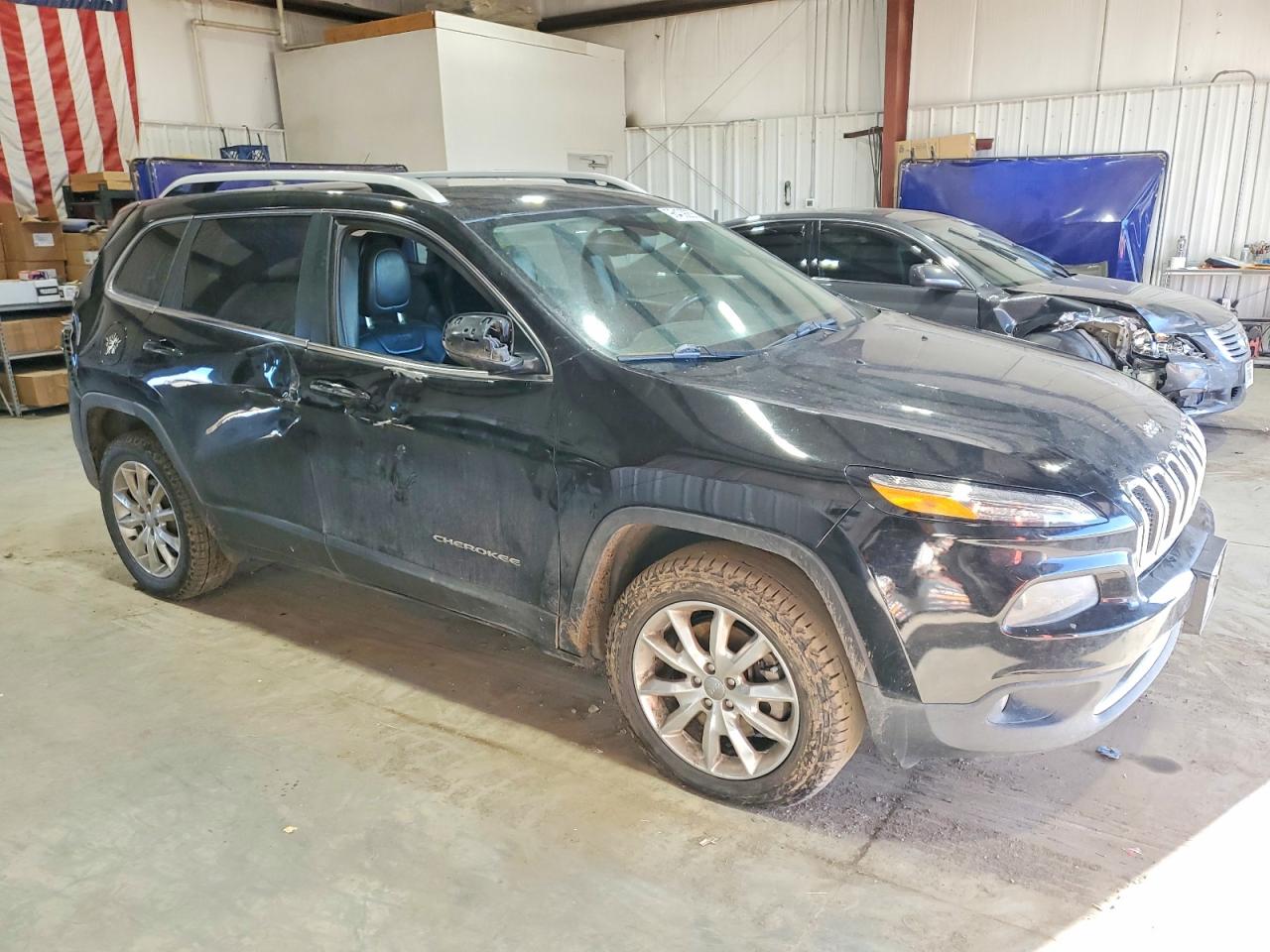 2017 JEEP CHEROKEE LIMITED photo 4