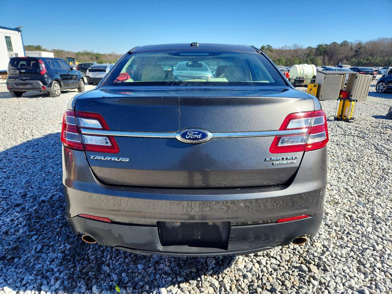 2015 FORD TAURUS LIMITED photo 6