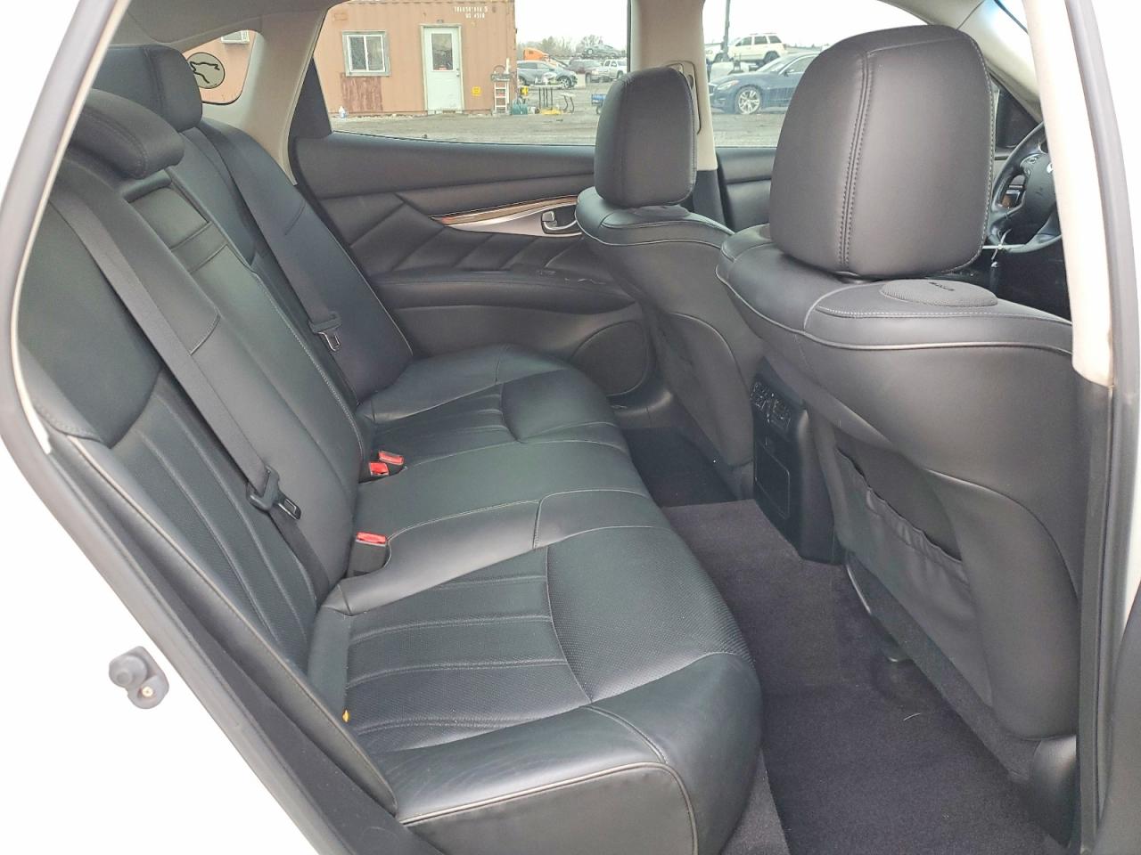 2013 INFINITI M37 X photo 10