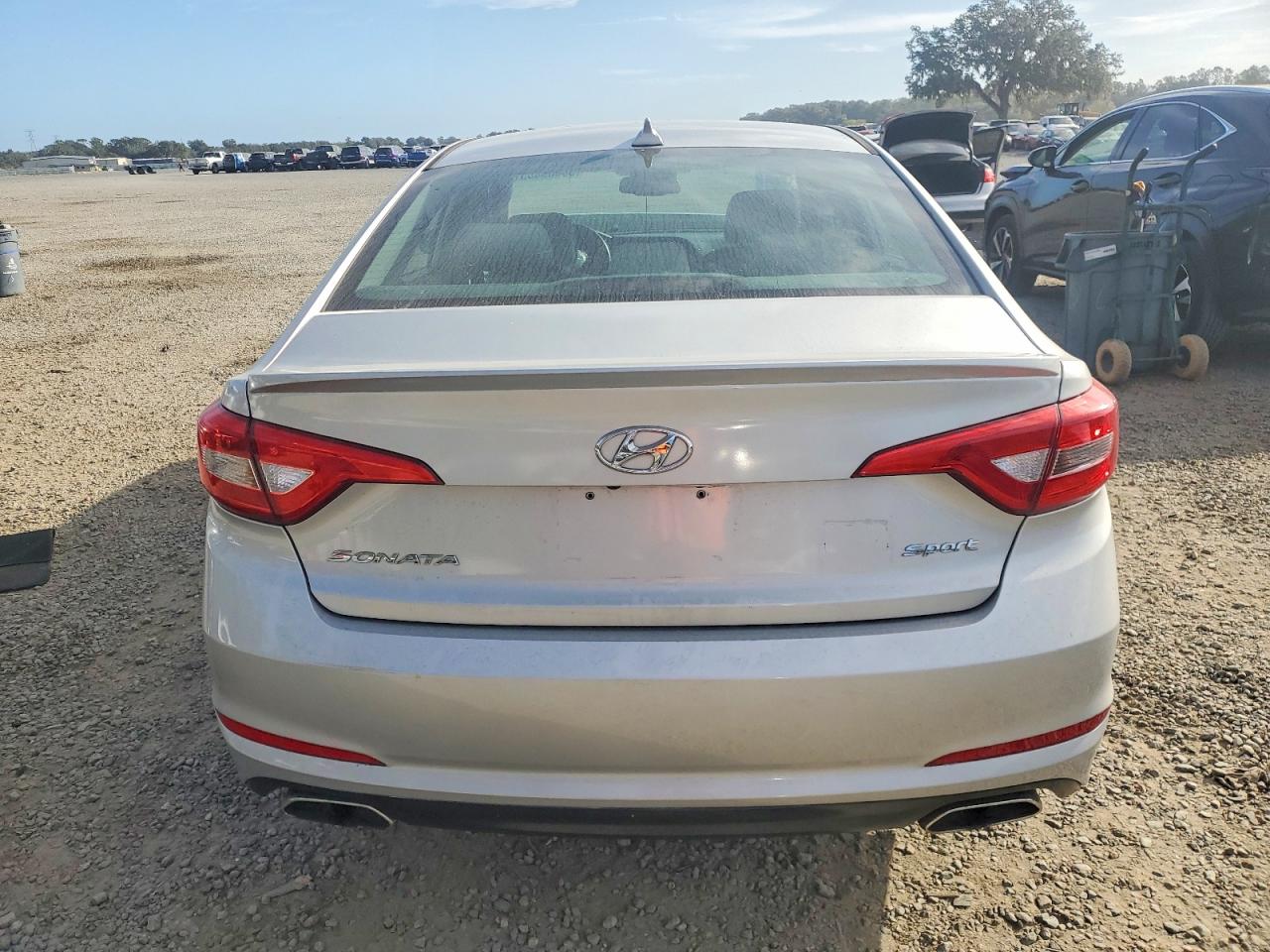 2015 HYUNDAI SONATA SPORT photo 6