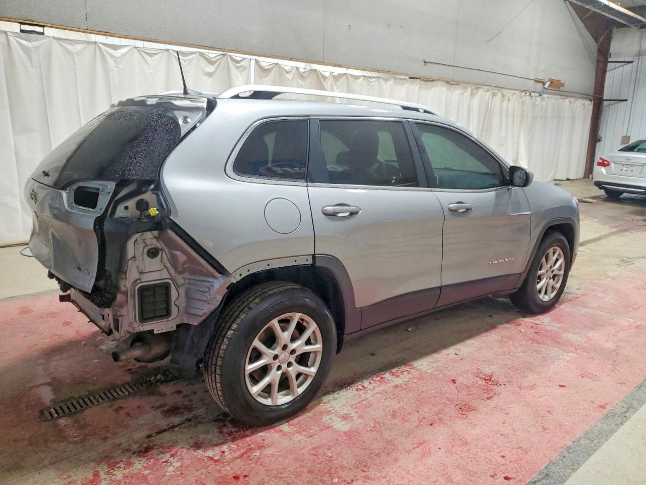 2016 JEEP CHEROKEE LATITUDE photo 3