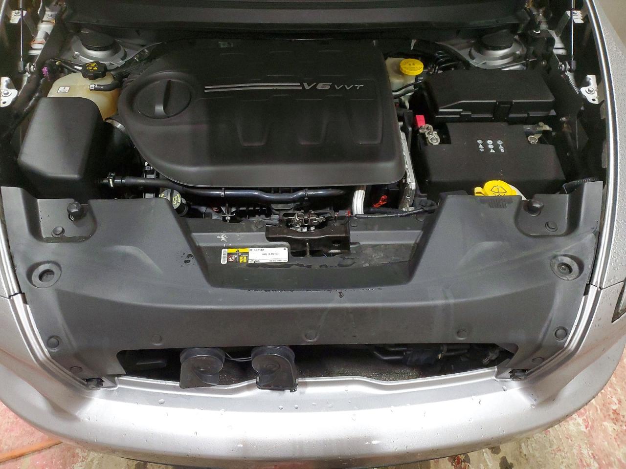 2016 JEEP CHEROKEE LATITUDE photo 12