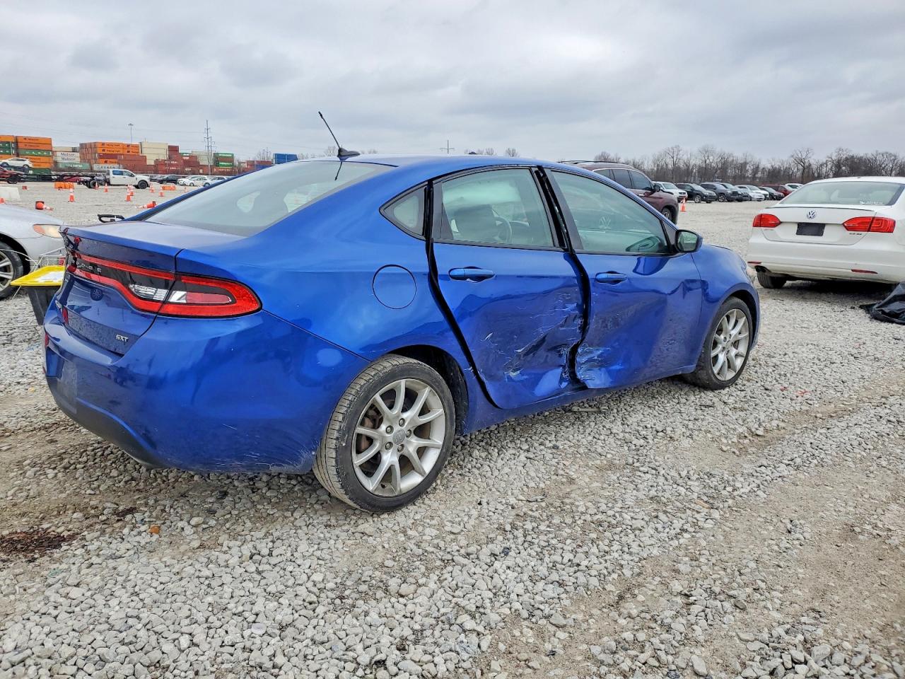 2013 DODGE DART SXT photo 3