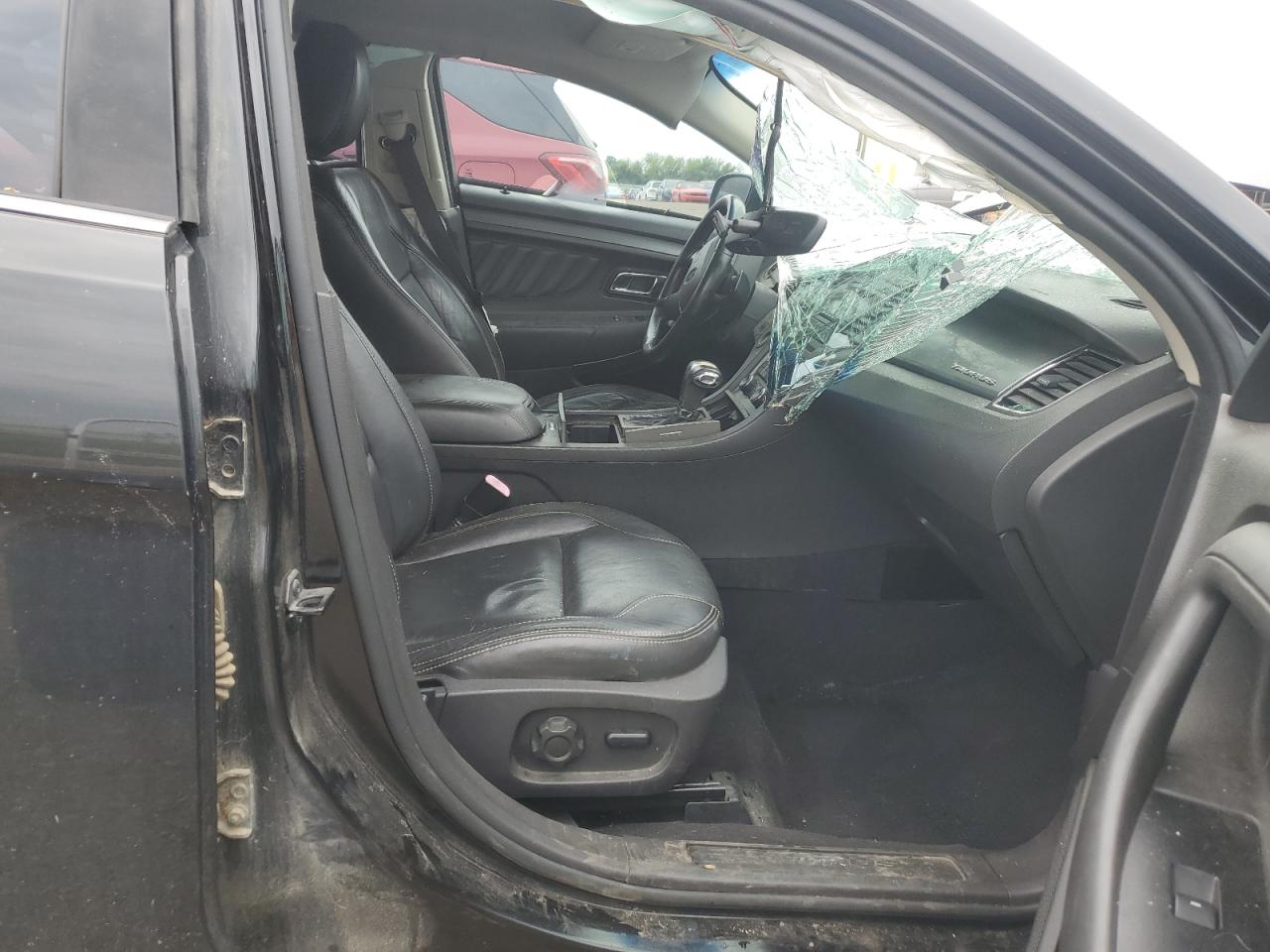 2010 FORD TAURUS SEL photo 13