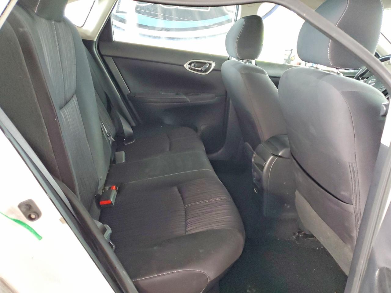 2018 NISSAN SENTRA S photo 10