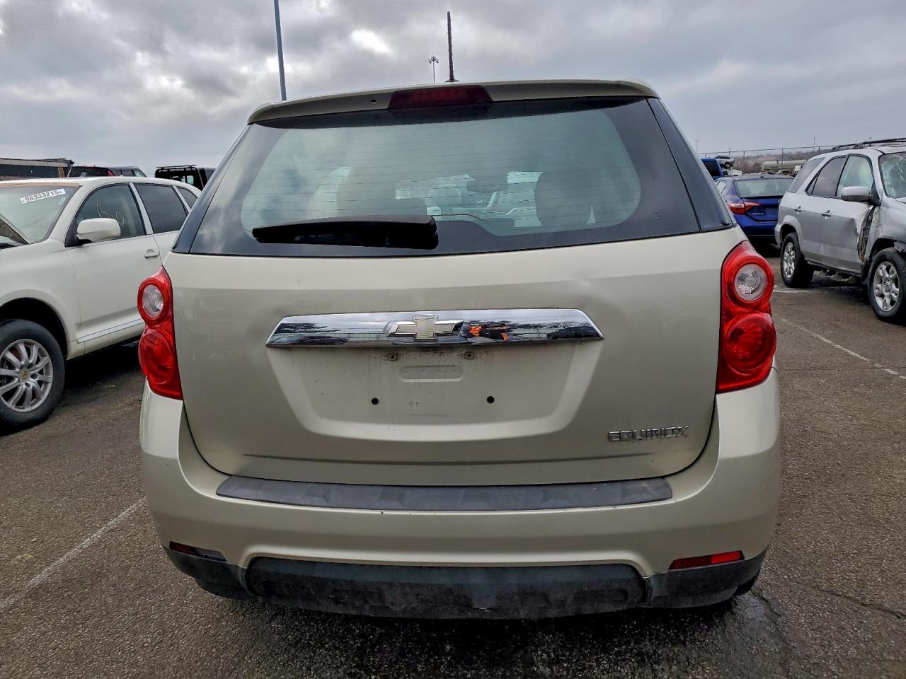 2015 CHEVROLET EQUINOX LS photo 6