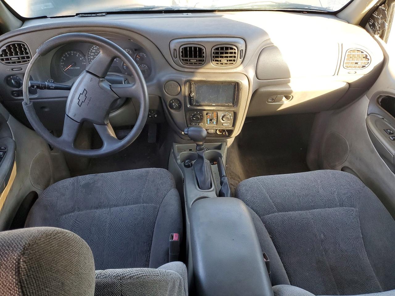 2004 CHEVROLET TRAILBLAZER EXT LS photo 8