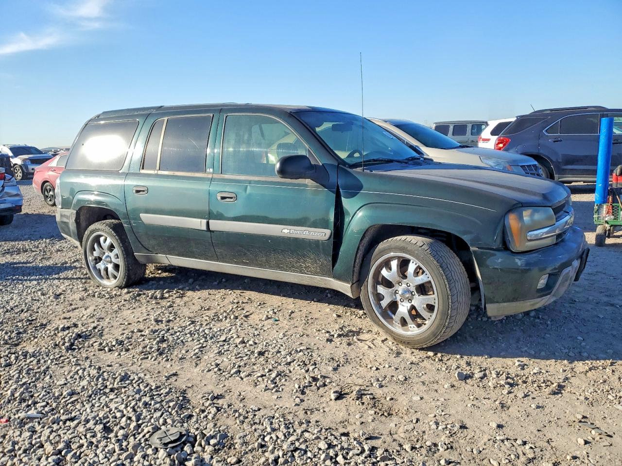 2004 CHEVROLET TRAILBLAZER EXT LS photo 4