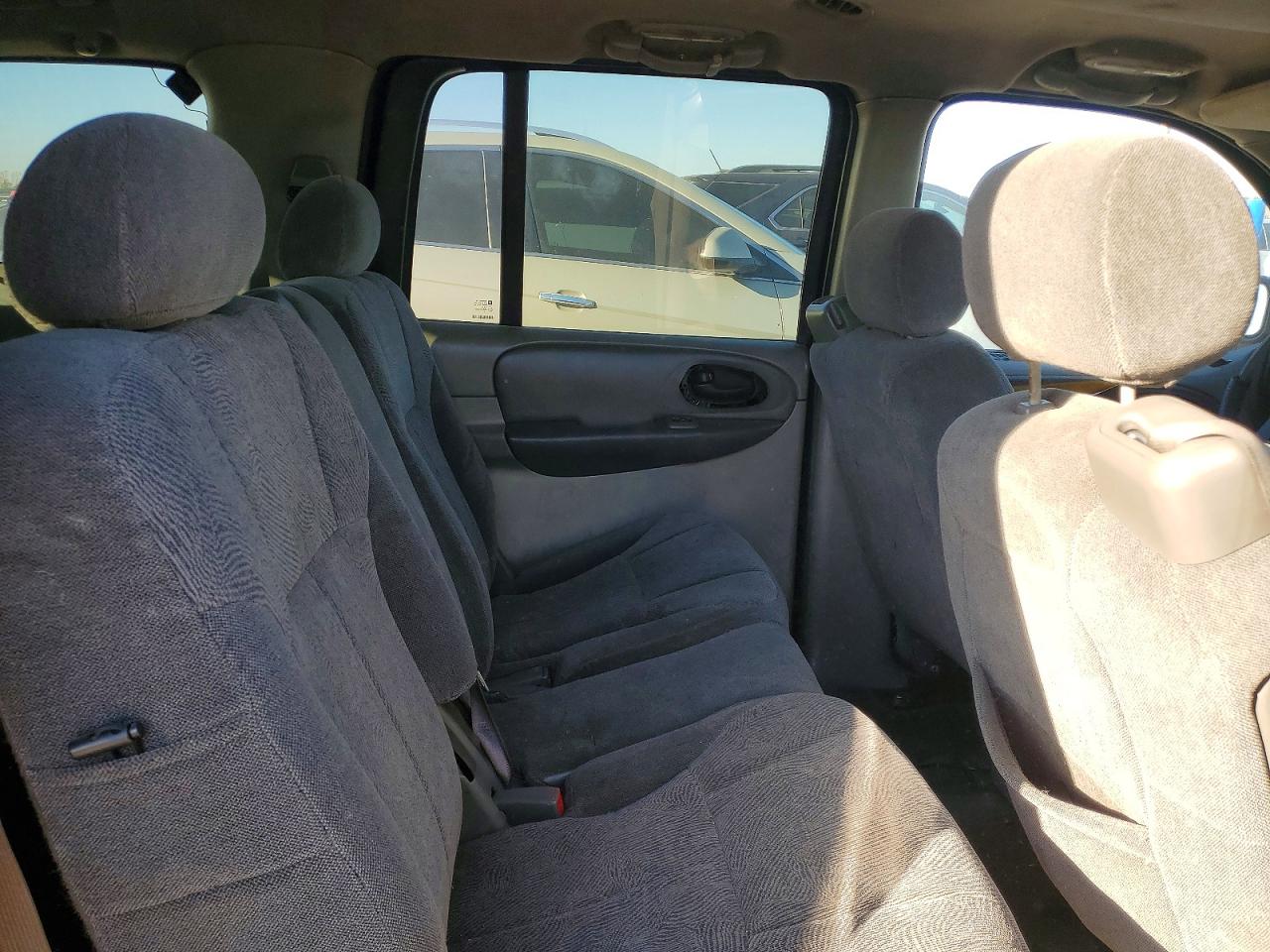 2004 CHEVROLET TRAILBLAZER EXT LS photo 11