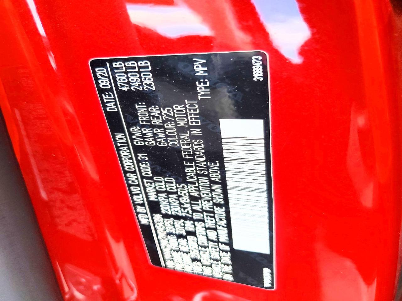 2021 VOLVO XC40 T4 MOMENTUM photo 13