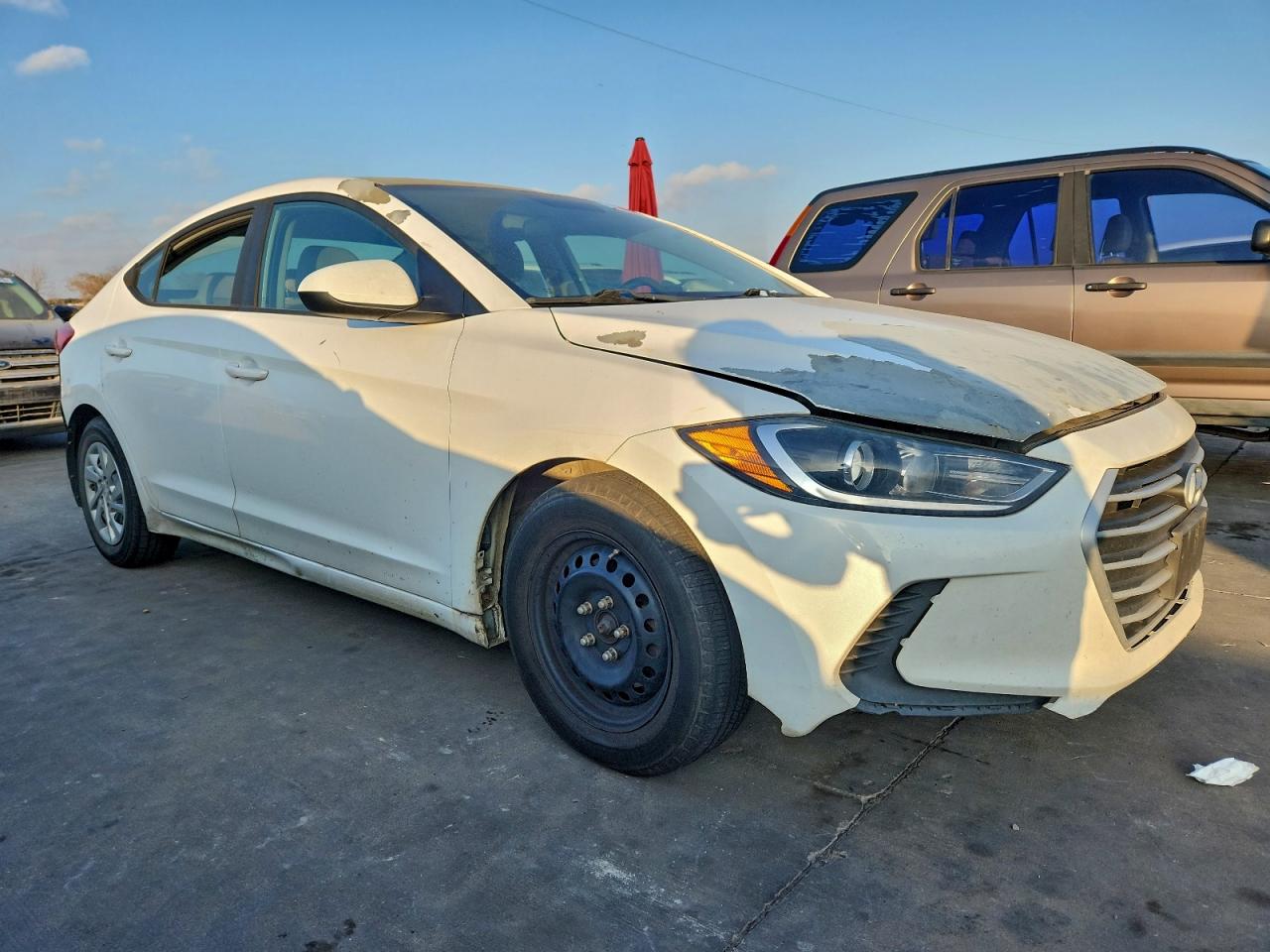 2017 HYUNDAI ELANTRA SE photo 4