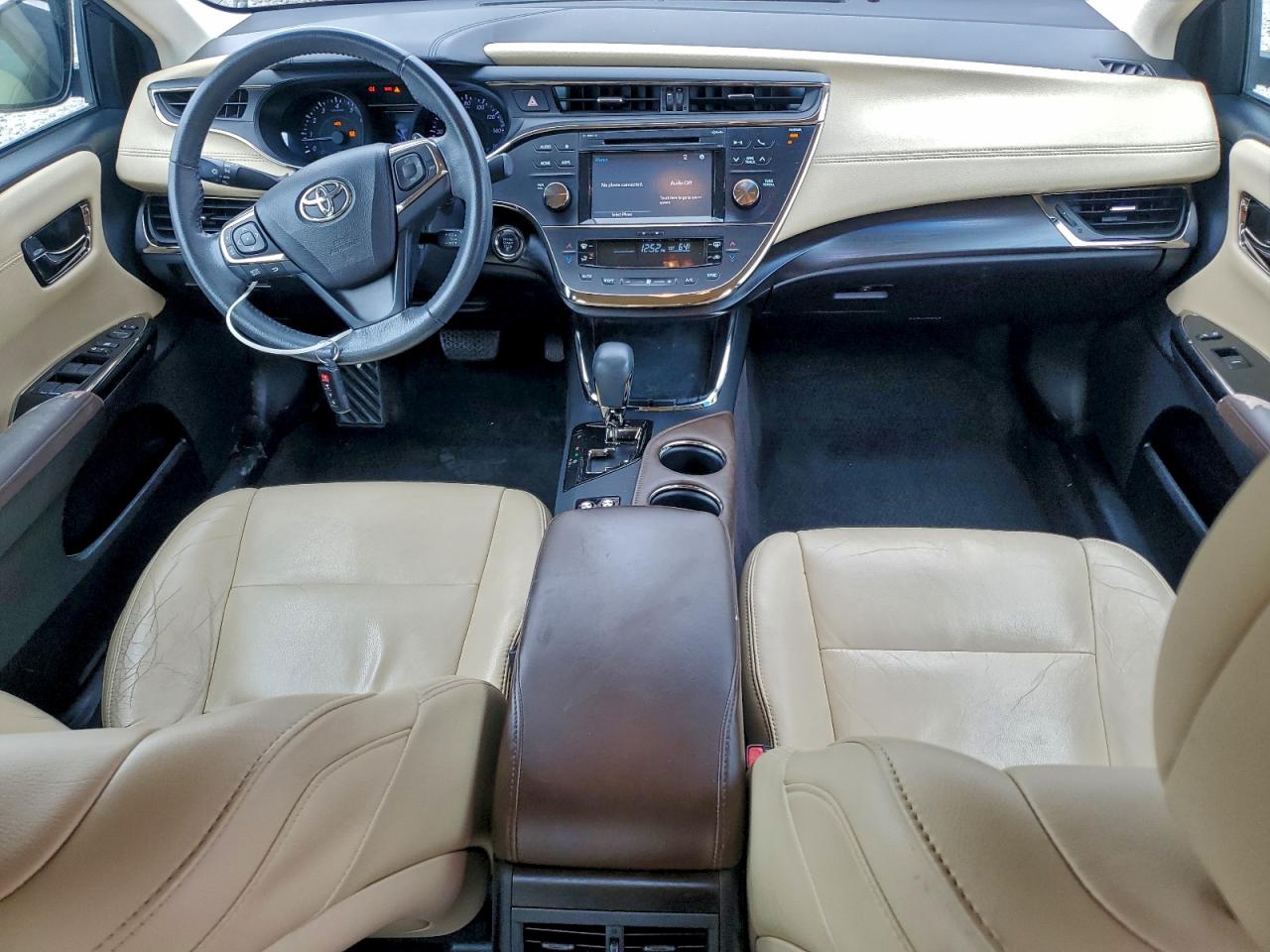 2016 TOYOTA AVALON XLE photo 8