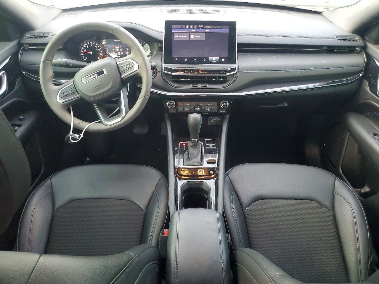 2025 JEEP COMPASS LATITUDE photo 8