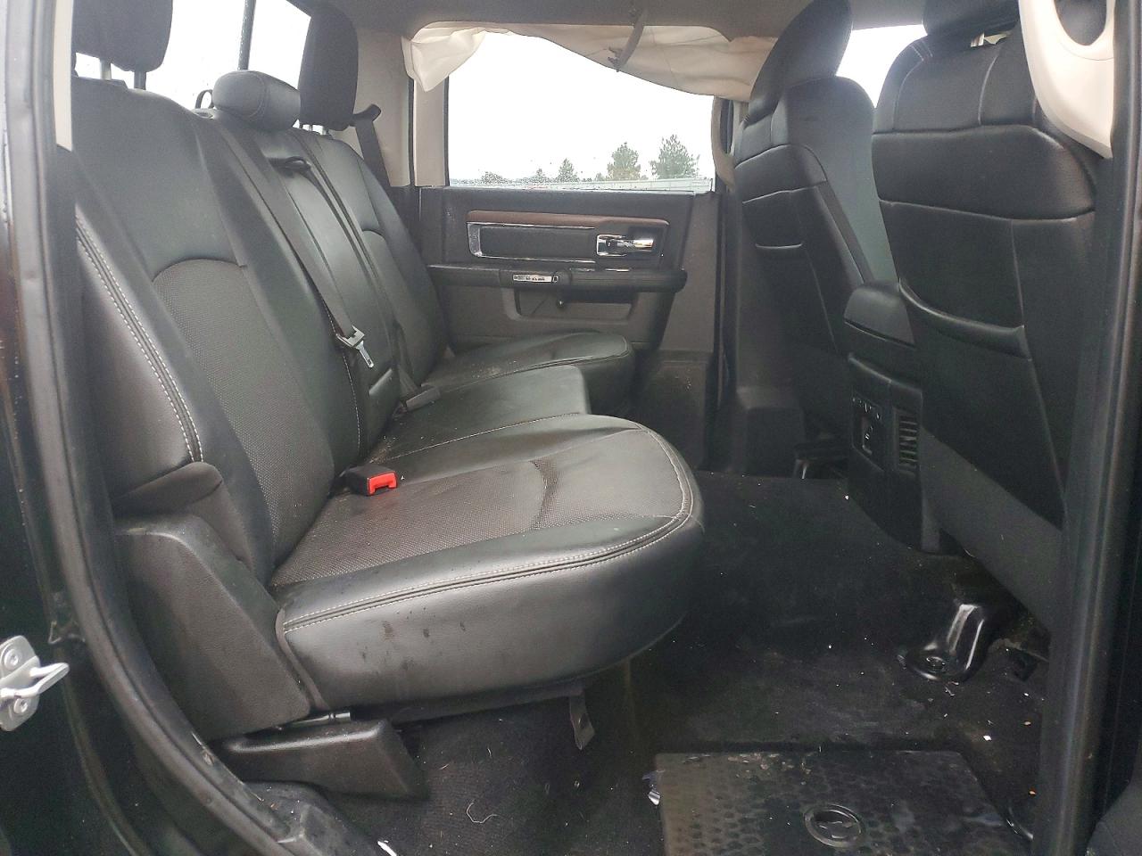 2014 RAM 1500 LARAMIE photo 10