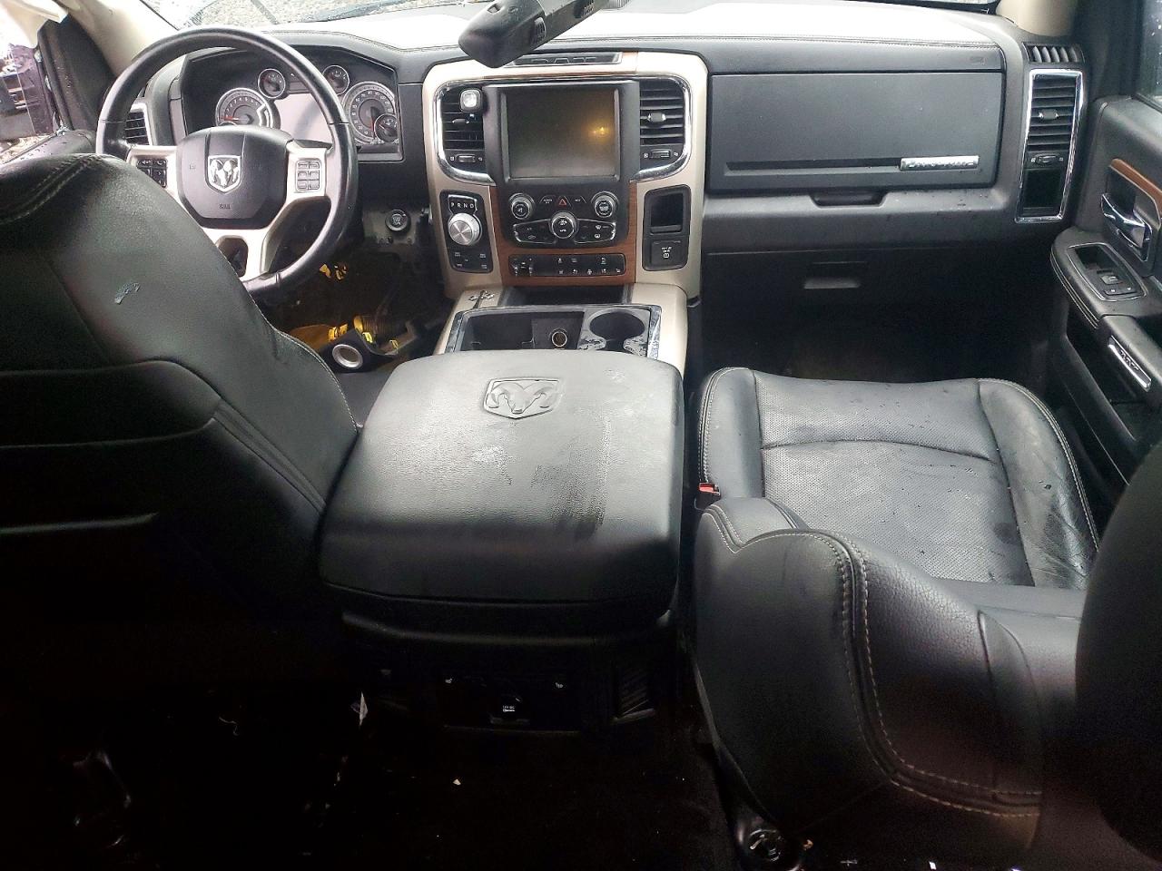 2014 RAM 1500 LARAMIE photo 8