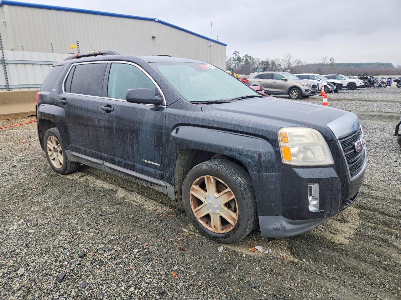 2012 GMC TERRAIN SLT photo 4