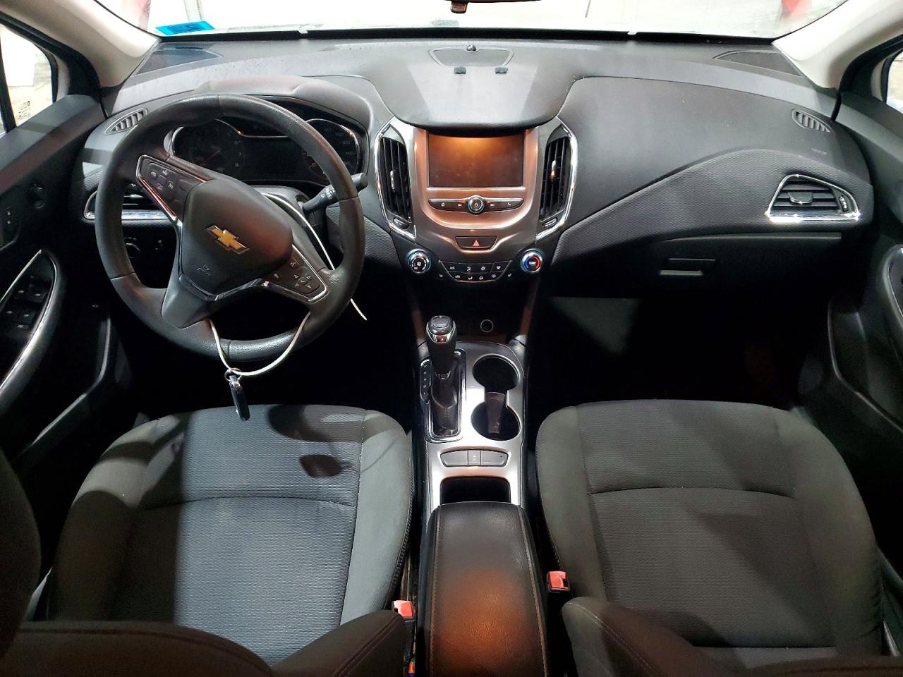 2016 CHEVROLET CRUZE LT photo 8