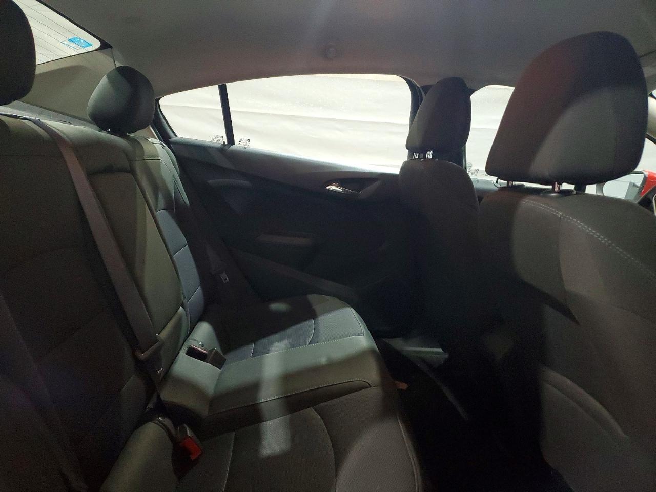 2016 CHEVROLET CRUZE LT photo 10