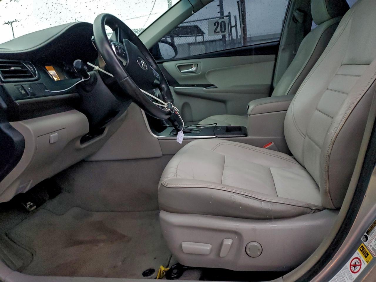 2015 TOYOTA CAMRY XSE photo 7
