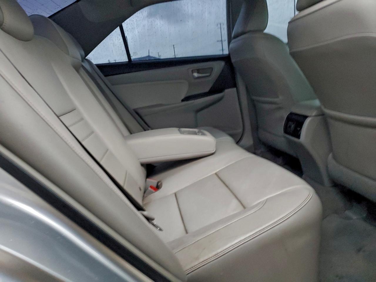 2015 TOYOTA CAMRY XSE photo 10