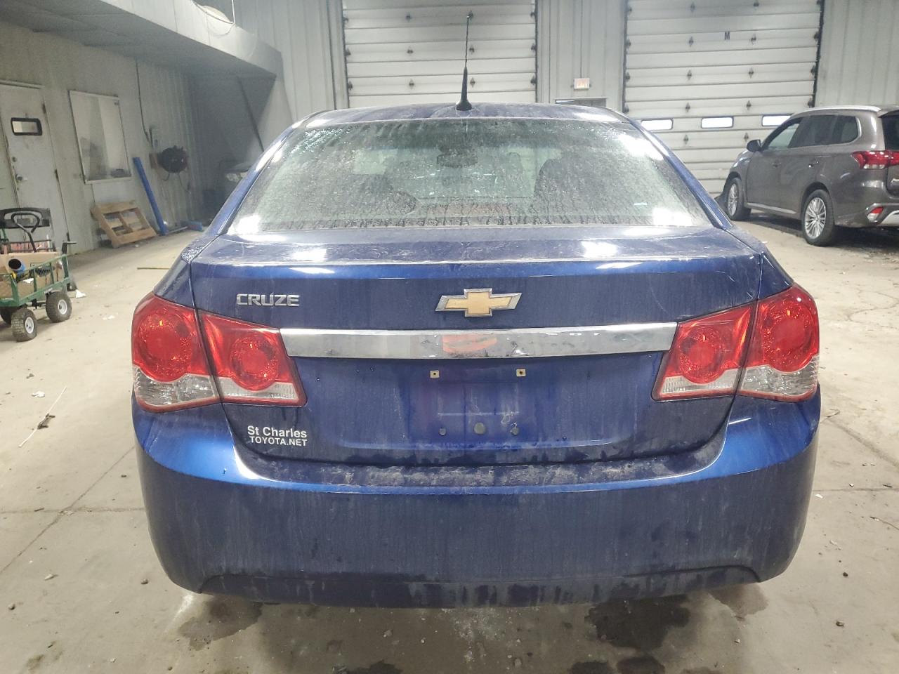 2013 CHEVROLET CRUZE LS photo 6