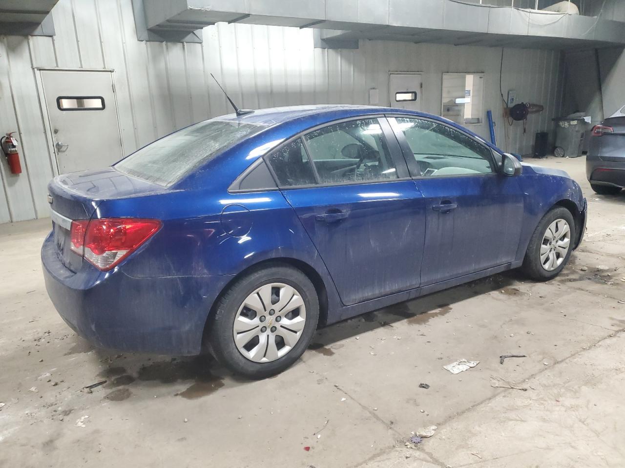 2013 CHEVROLET CRUZE LS photo 3