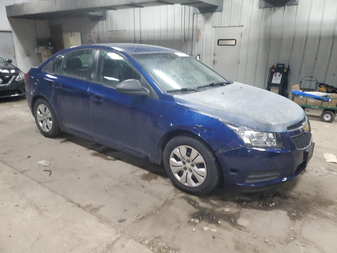 2013 CHEVROLET CRUZE LS photo 4