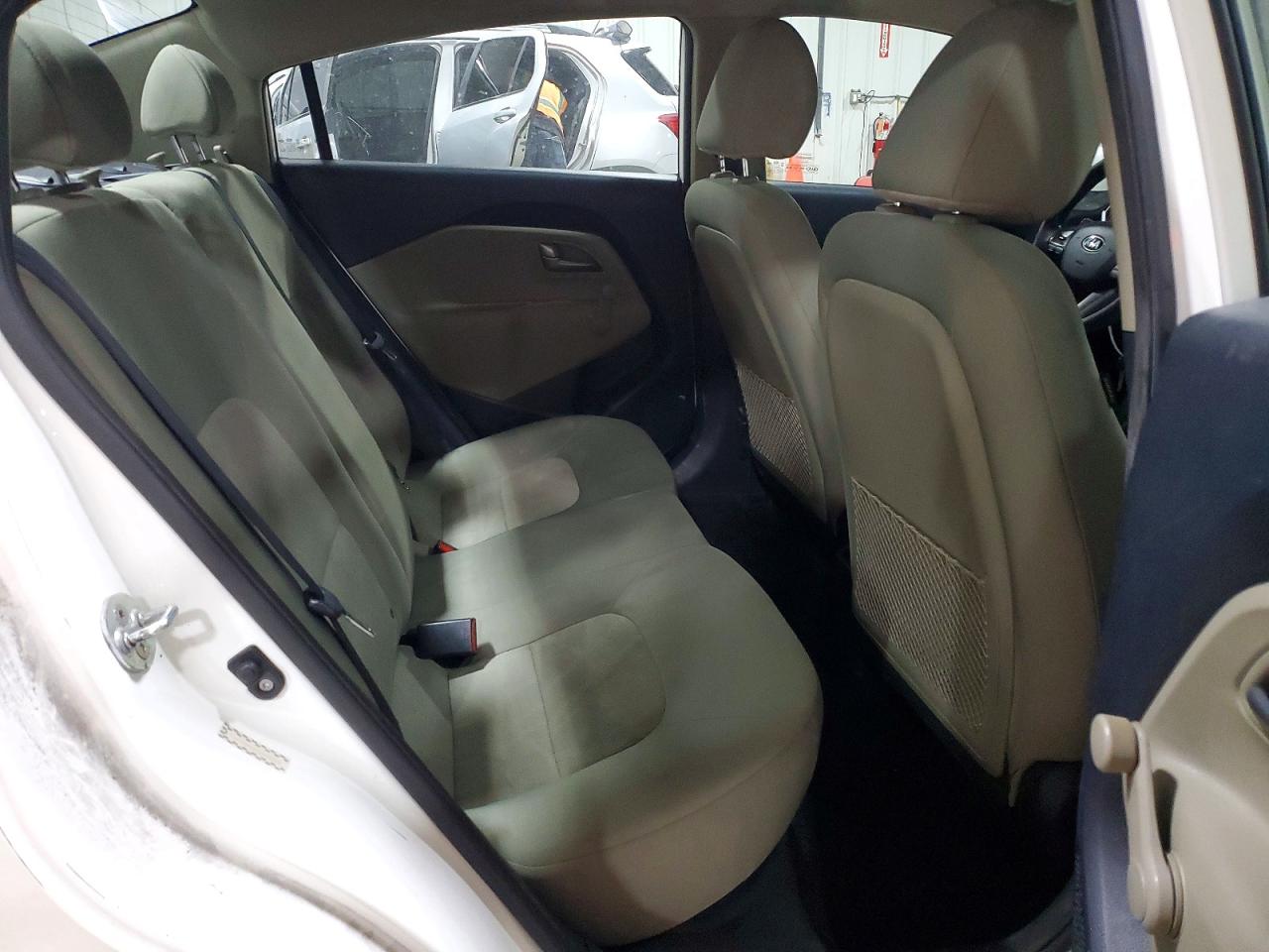 2016 KIA RIO LX photo 10