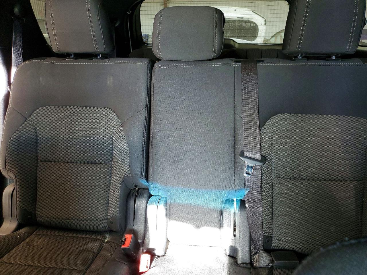 2016 FORD EXPLORER XLT photo 10