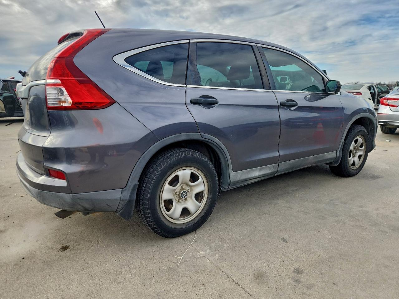 2016 HONDA CR-V LX photo 3