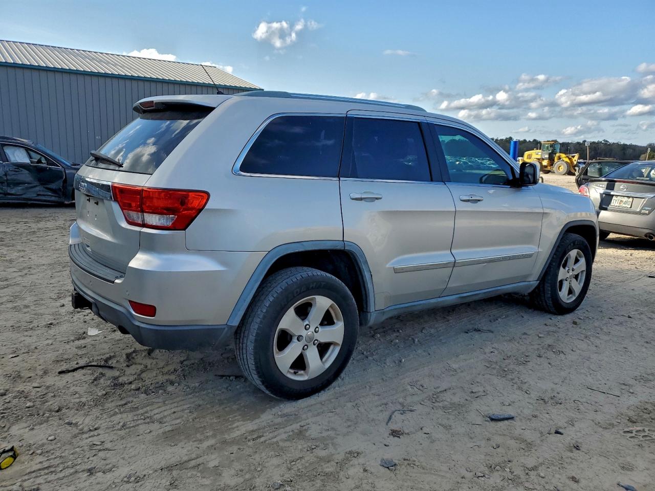 2012 JEEP GRAND CHEROKEE LAREDO photo 3