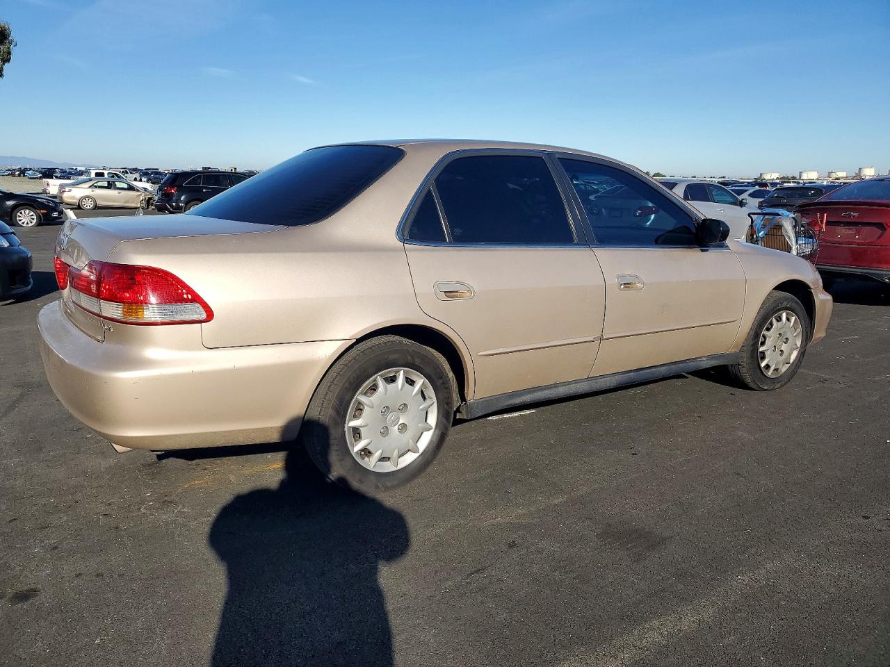 2002 HONDA ACCORD LX photo 3