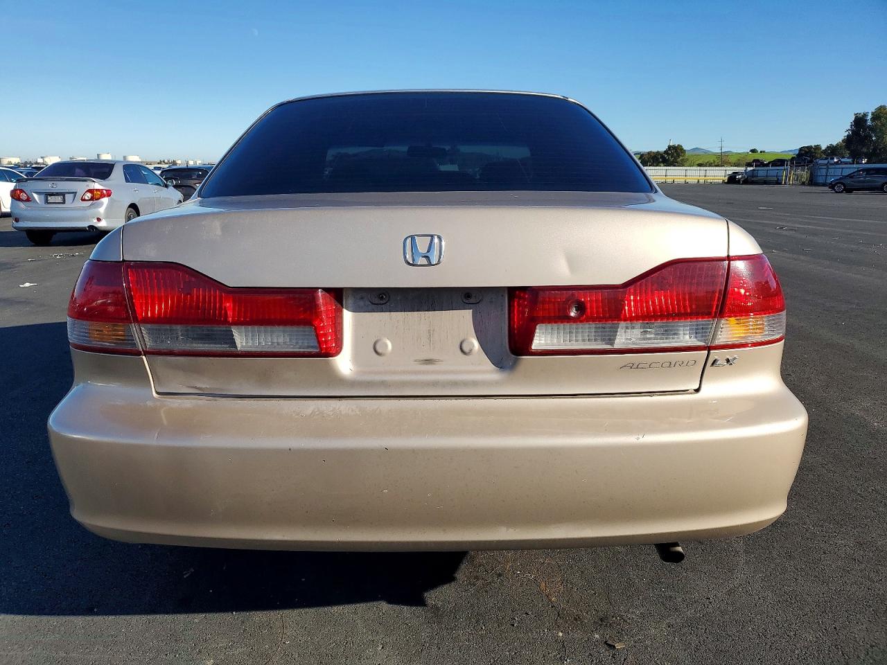 2002 HONDA ACCORD LX photo 6