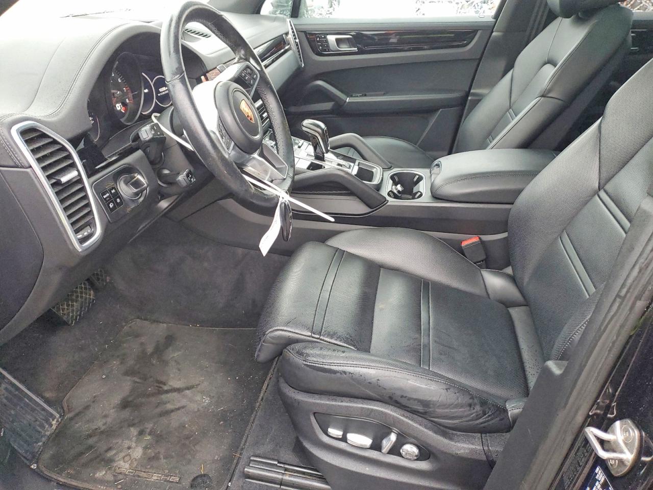 2020 PORSCHE CAYENNE photo 7