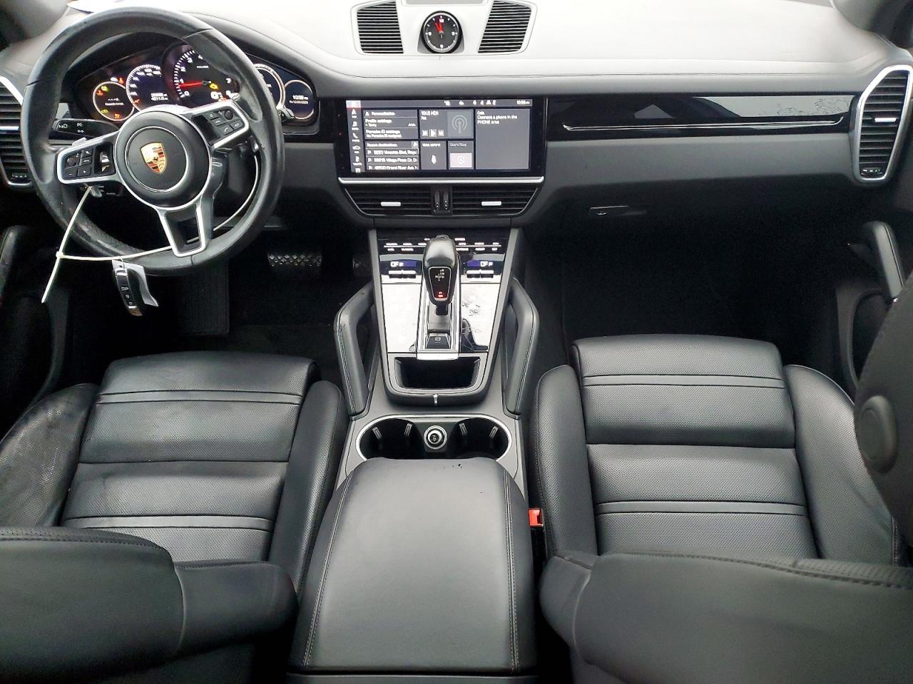 2020 PORSCHE CAYENNE photo 8